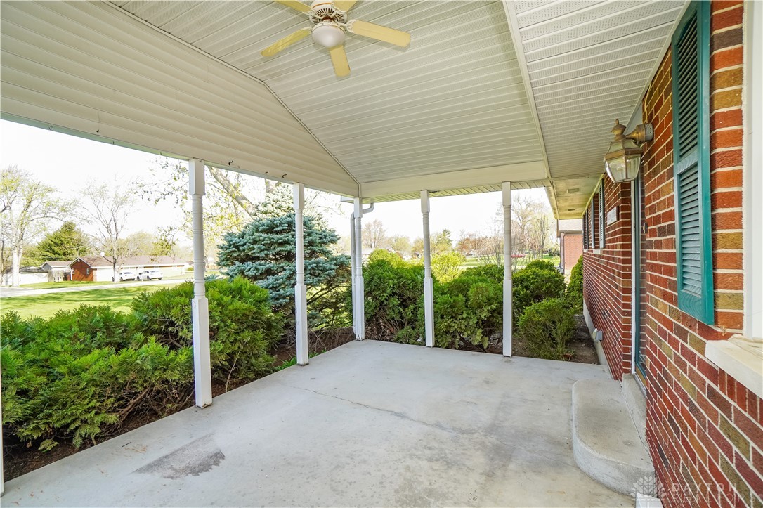 3238 Moyer Drive, Franklin, Ohio image 2