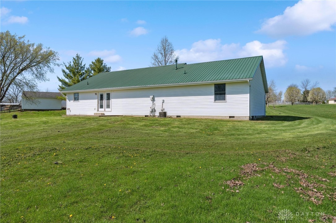 569 Leslie Drive, Wilmington, Ohio image 8