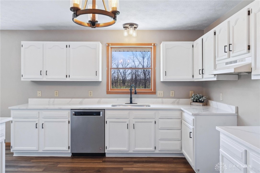 569 Leslie Drive, Wilmington, Ohio image 22