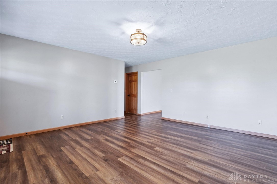 569 Leslie Drive, Wilmington, Ohio image 14