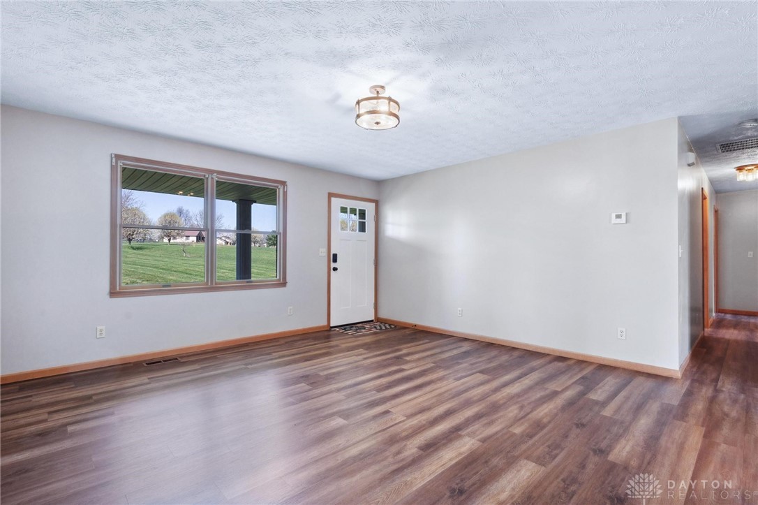 569 Leslie Drive, Wilmington, Ohio image 15