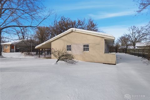 Photo of 5147 Whaley Drive, Dayton, OH 45417 (MLS # 951462)