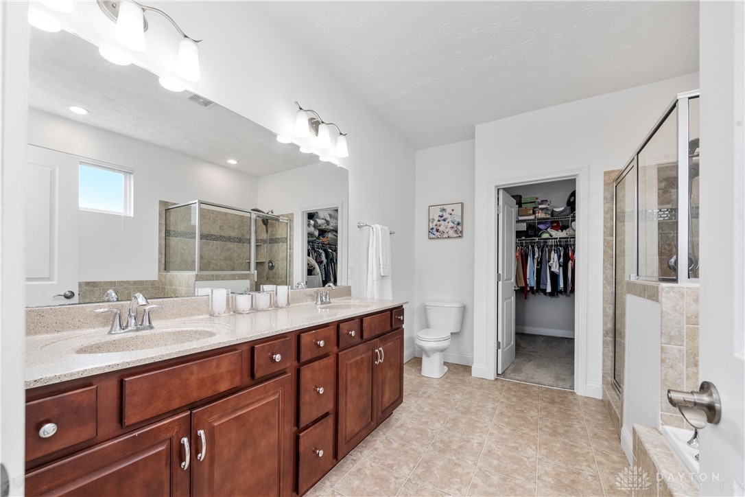 1691 Sunset Creek Court, Bellbrook, Ohio image 18