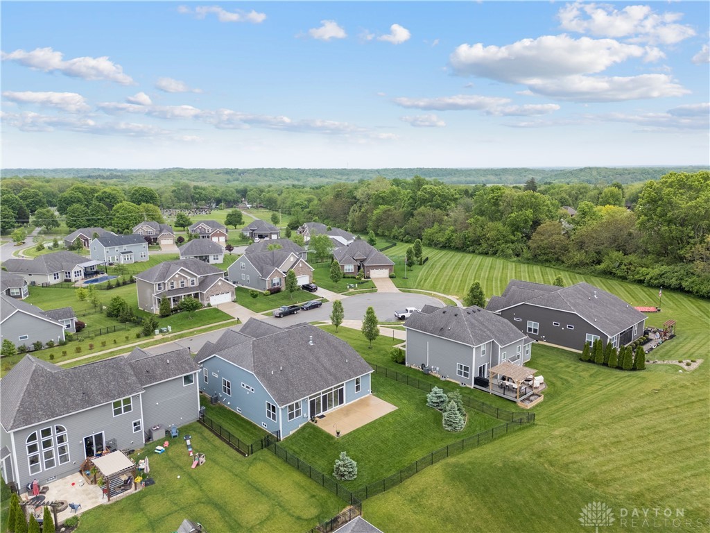 1691 Sunset Creek Court, Bellbrook, Ohio image 31