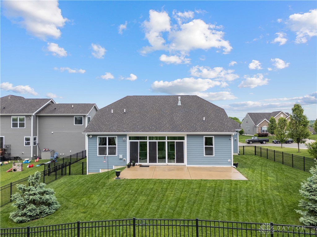 1691 Sunset Creek Court, Bellbrook, Ohio image 26