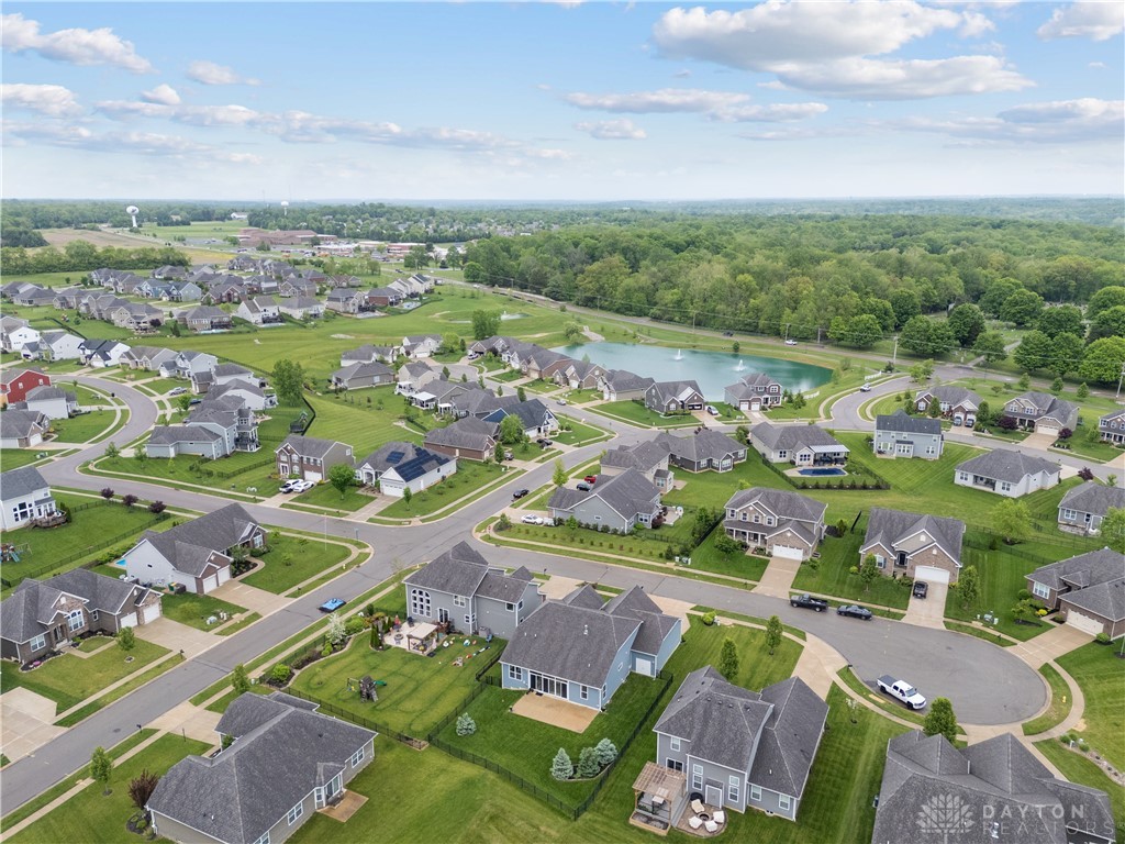 1691 Sunset Creek Court, Bellbrook, Ohio image 32
