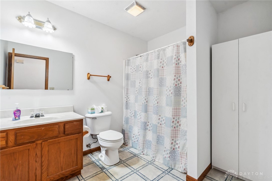 1400 Woodside Drive, Wilmington, Ohio image 17