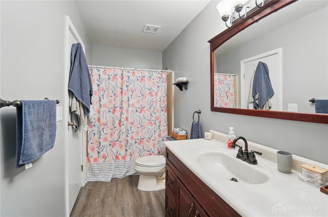 4927 Pepperwood Drive, Dayton, Ohio image 21