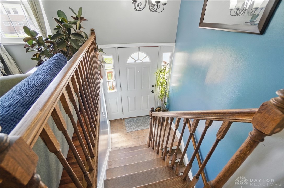4927 Pepperwood Drive, Dayton, Ohio image 3
