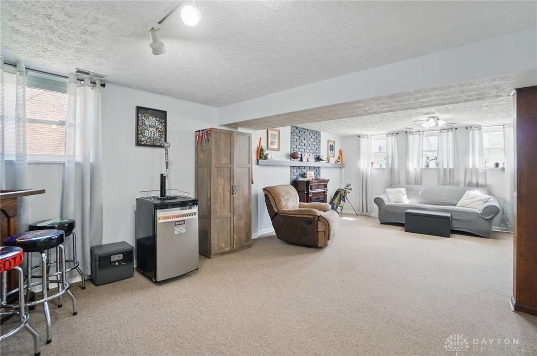 4927 Pepperwood Drive, Dayton, Ohio image 32