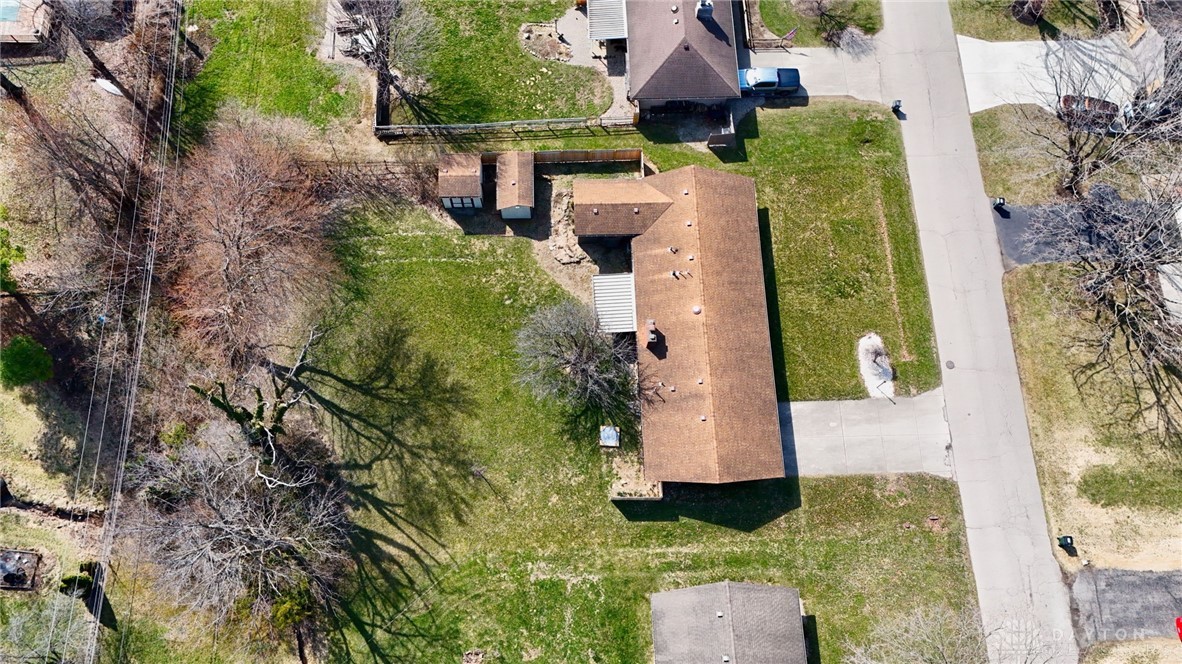 2114 Clearview Drive, Bellbrook, Ohio image 48