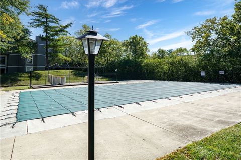 Tiny photo for 62 Twin Lakes Drive, Fairfield, OH 45014 (MLS # 945224)
