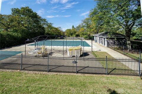 Tiny photo for 62 Twin Lakes Drive, Fairfield, OH 45014 (MLS # 945224)