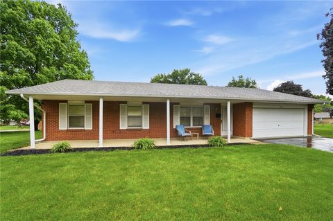 Photo of 4100 Danern Drive, Beavercreek, OH 45430 (MLS # 959962)