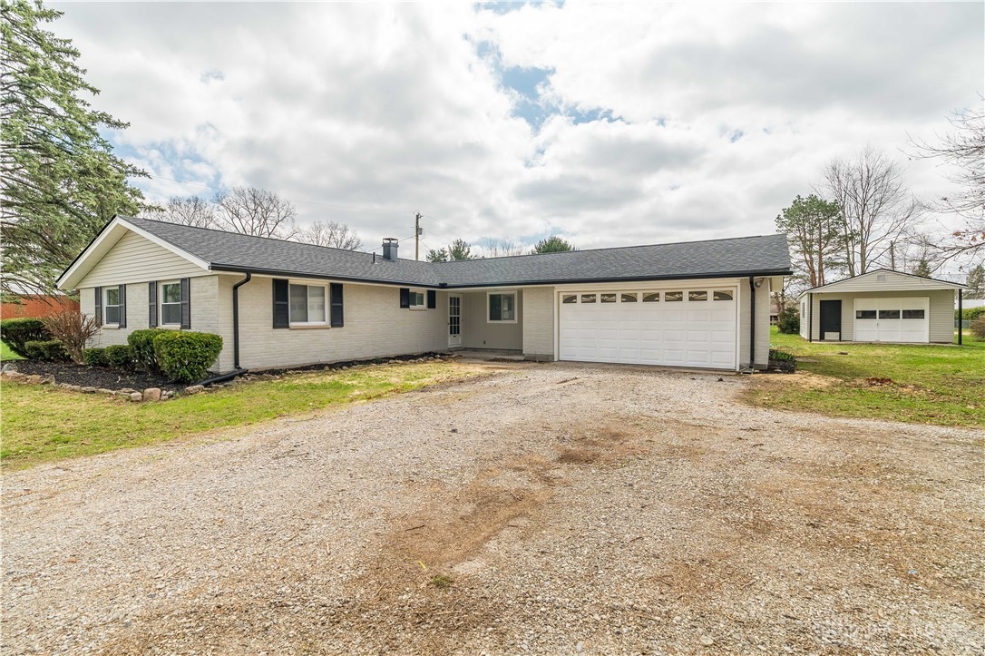 1270 Kerr Road, Troy, Ohio image 2