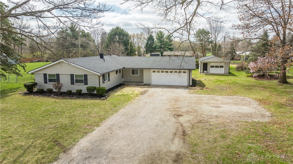 1270 Kerr Road, Troy, Ohio image 3