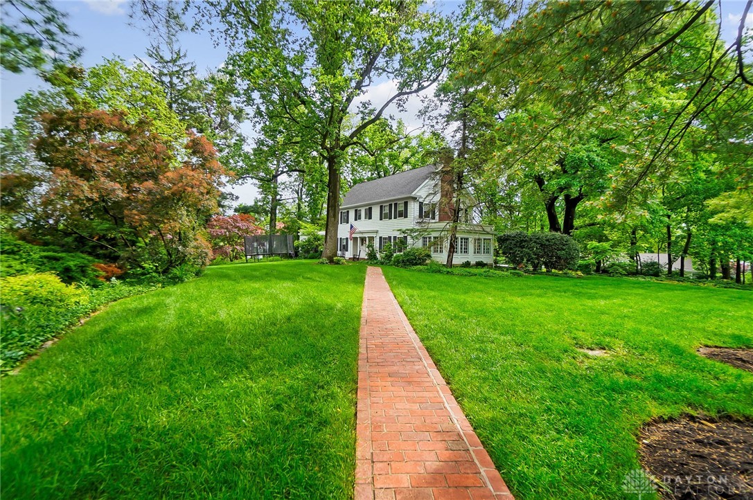 790 E Schantz Avenue, Oakwood, Ohio image 3