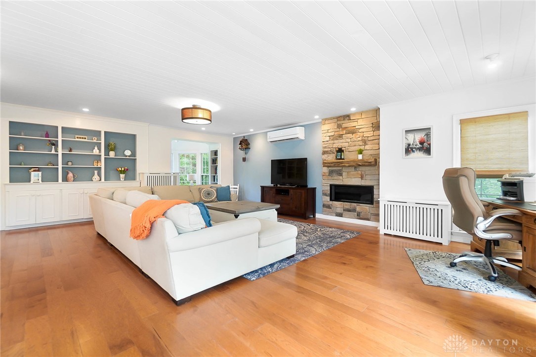 790 E Schantz Avenue, Oakwood, Ohio image 13