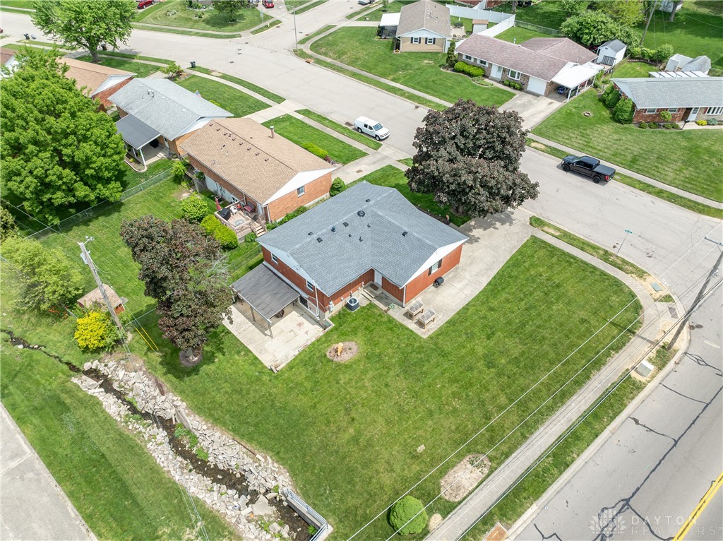 913 Thelma Drive, Miamisburg, Ohio image 47