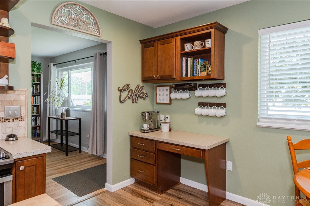 913 Thelma Drive, Miamisburg, Ohio image 12