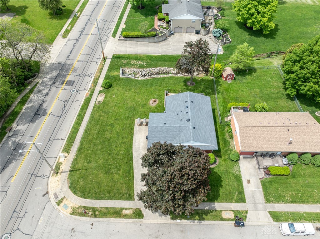 913 Thelma Drive, Miamisburg, Ohio image 50