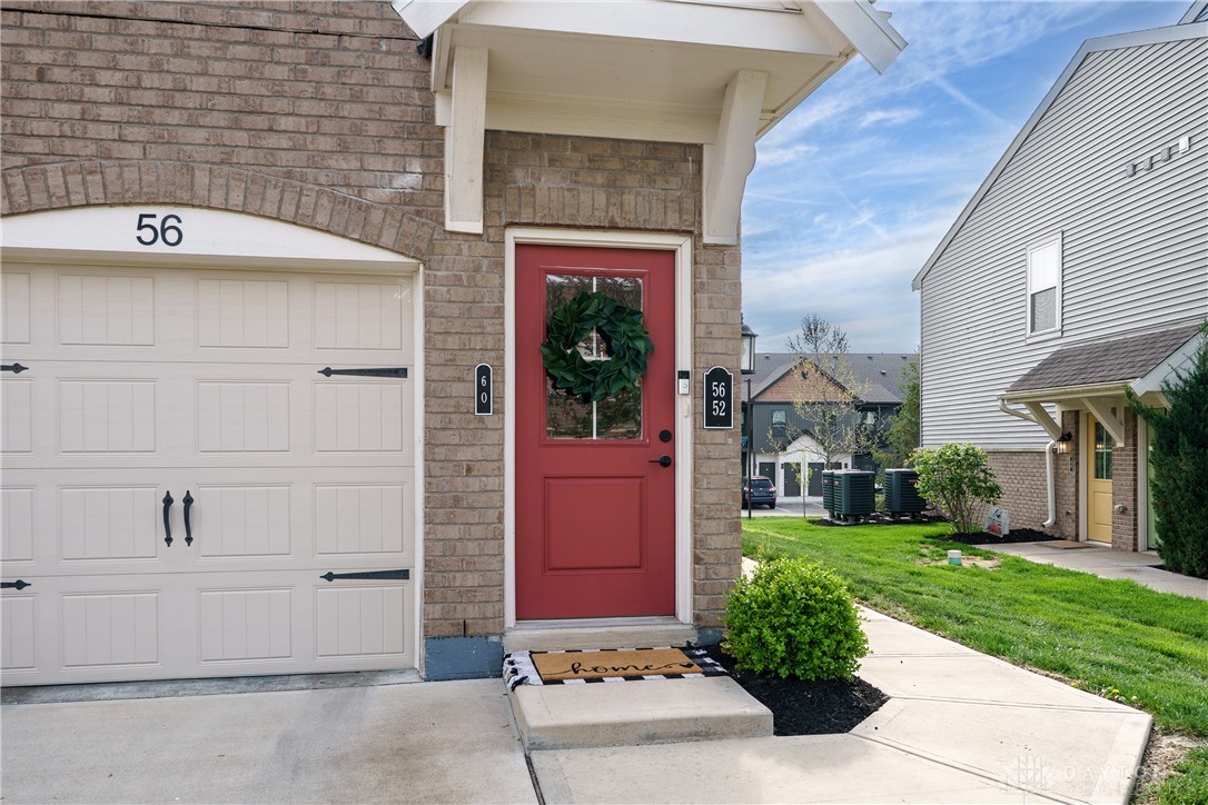 60 Old Pond Road, Springboro, Ohio image 3