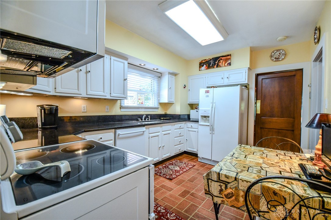 239 Forrer Boulevard, Oakwood, Ohio image 17