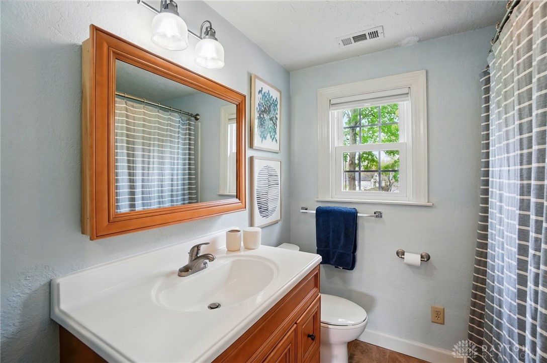 504 Dover Road, Springfield, Ohio image 32