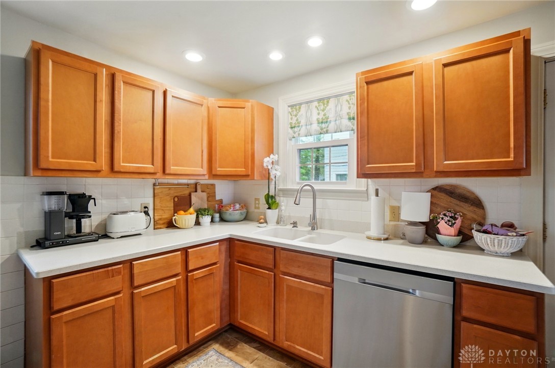 504 Dover Road, Springfield, Ohio image 11