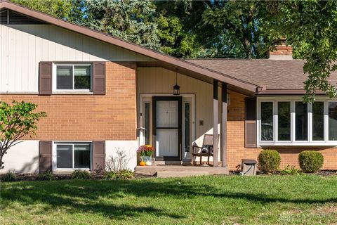 Tiny photo for 85 Poinciana Drive, Dayton, OH 45459 (MLS # 945159)