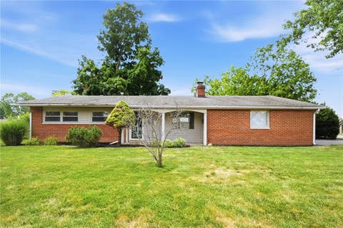 Photo of 118 Jeanette Avenue, Centerville, OH 45458 (MLS # 963716)