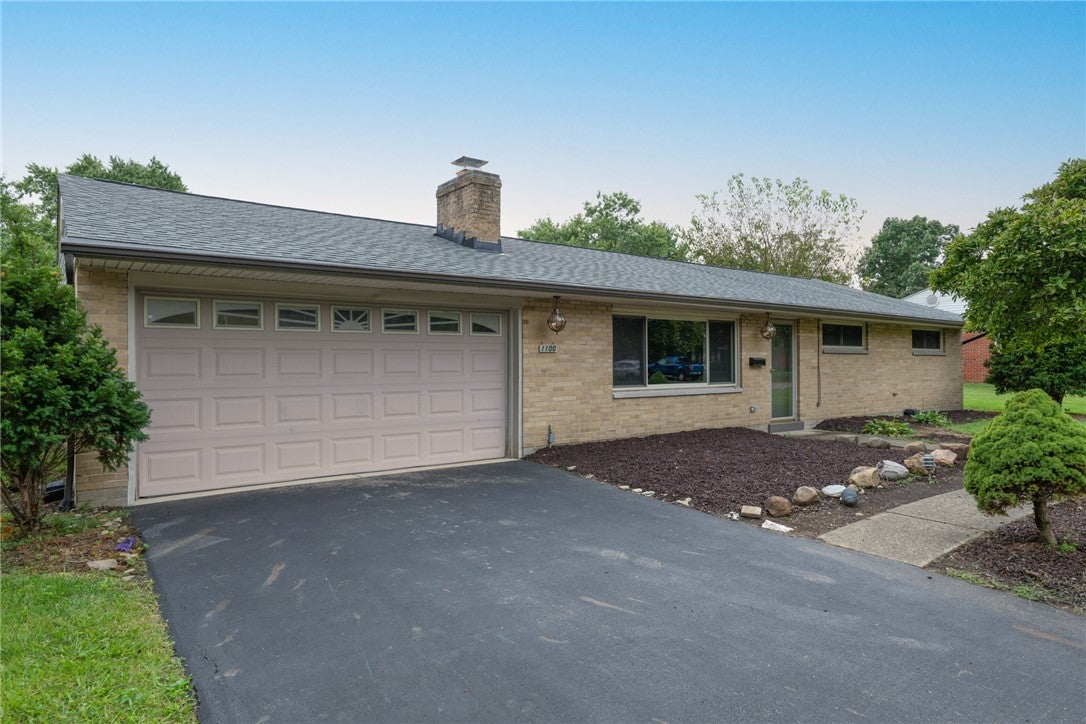 1100 Donson Drive