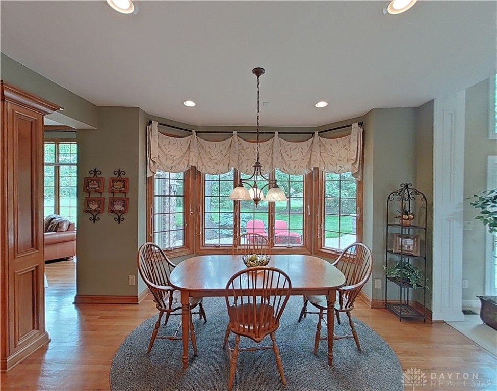 4397 Southridge Drive, Mason, Ohio image 6