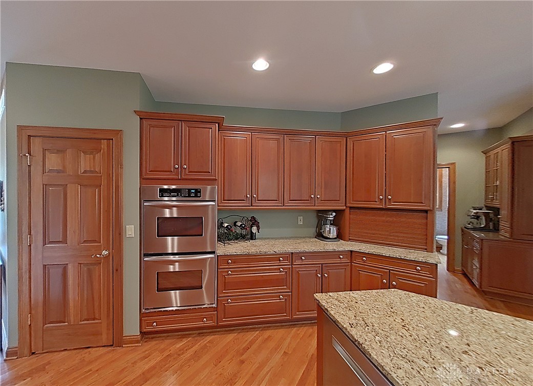 4397 Southridge Drive, Mason, Ohio image 27