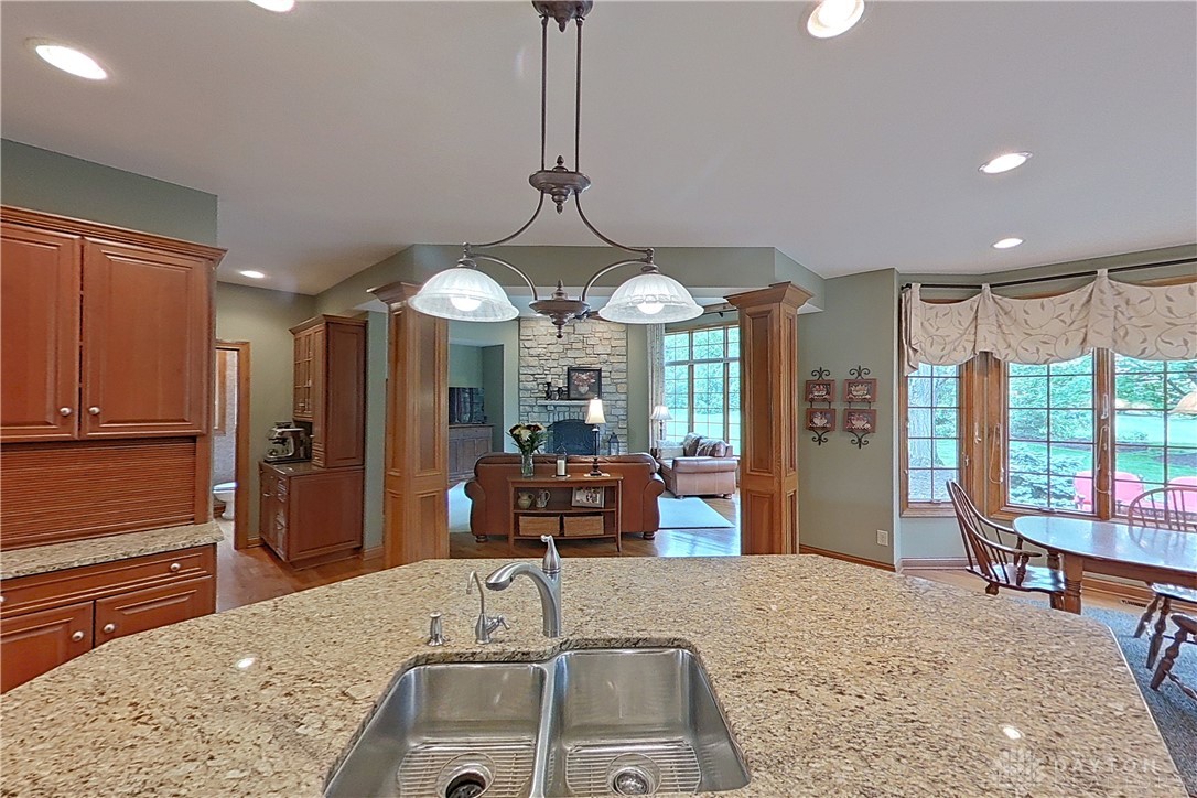 4397 Southridge Drive, Mason, Ohio image 29