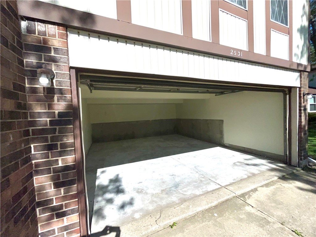 2531 Windsor Village Drive