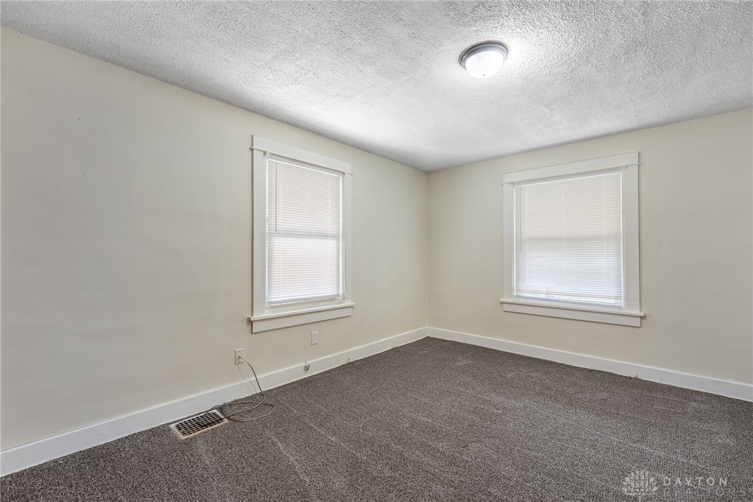 Dayton, Ohio 45405, United States, 3 Bedrooms Bedrooms, ,1 BathroomBathrooms,Residential,Active,238144