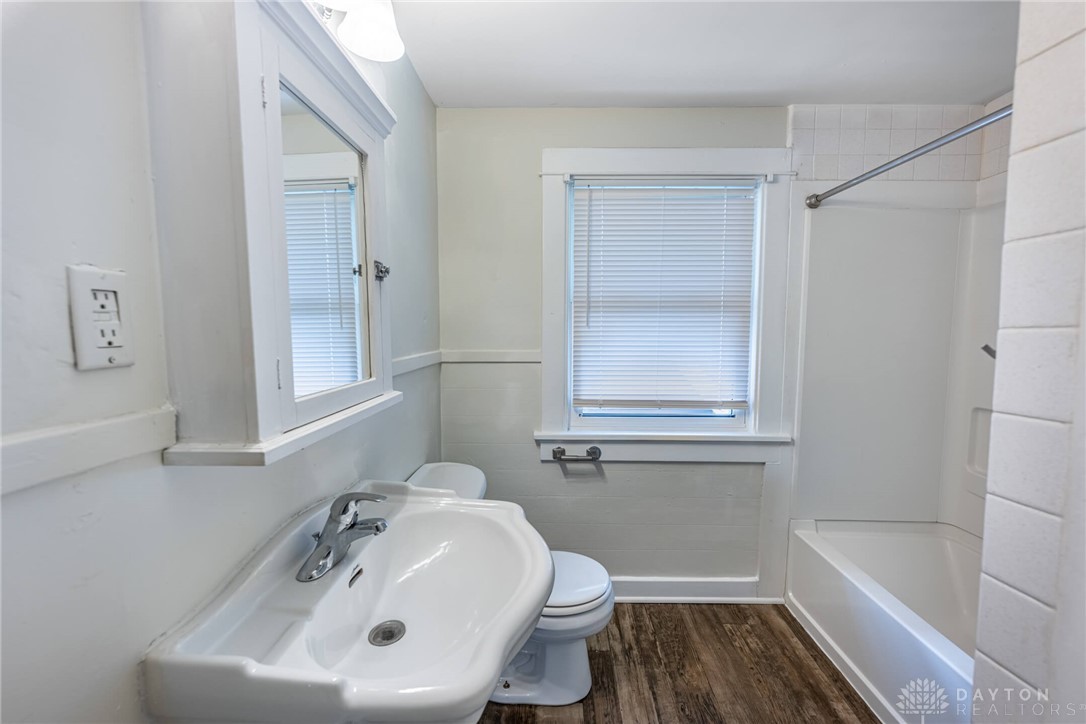 Dayton, Ohio 45405, United States, 3 Bedrooms Bedrooms, ,1 BathroomBathrooms,Residential,Active,238144