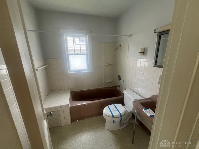 2211 Erie Avenue, Middletown, Ohio image 7