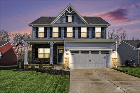 Photo of 1745 Highlander Drive, Xenia, OH 45385 (MLS # 956144)