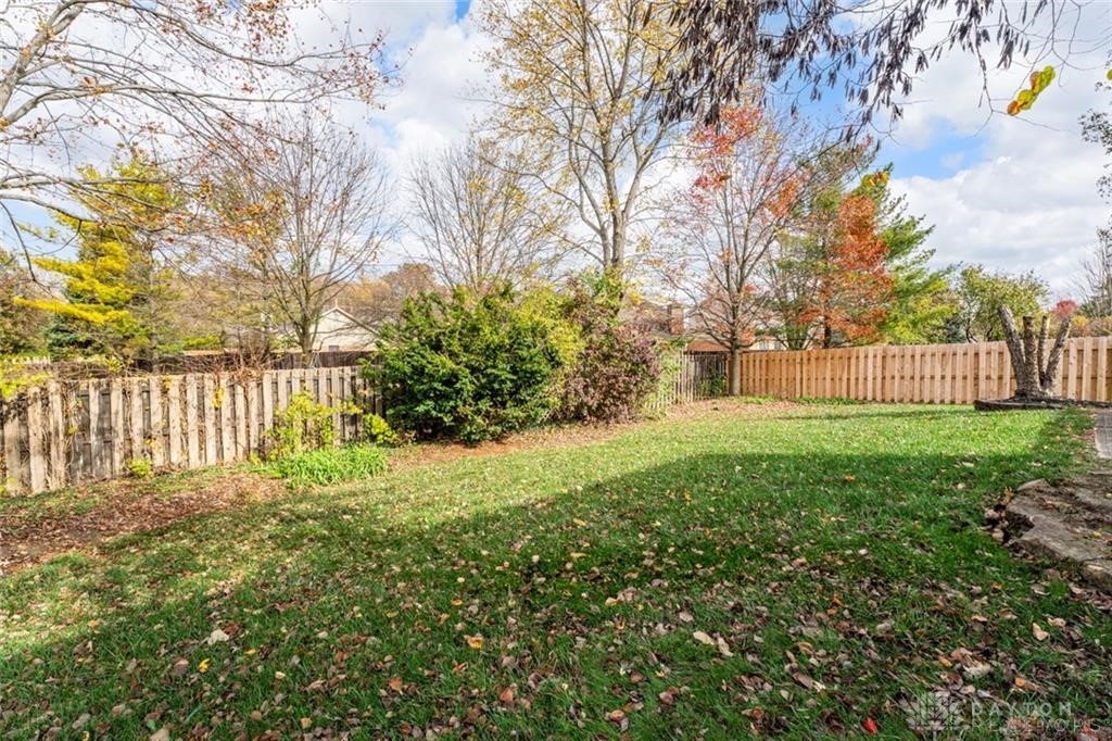 2253 Four Seasons Trail, Miamisburg, Ohio image 27