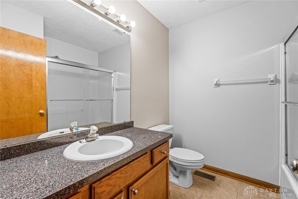2253 Four Seasons Trail, Miamisburg, Ohio image 20