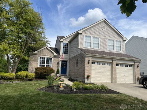Photo of 962 Evergreen Park Lane, Lebanon, OH 45036 (MLS # 968878)