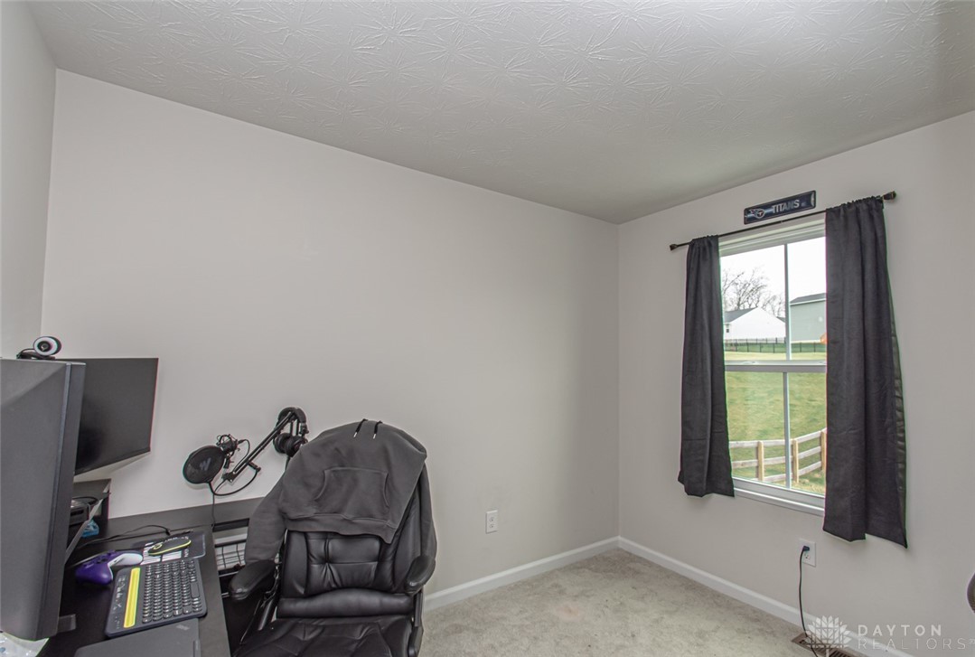 6002 Tributary Park, Middletown, Ohio image 14