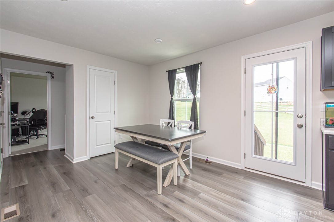 6002 Tributary Park, Middletown, Ohio image 12