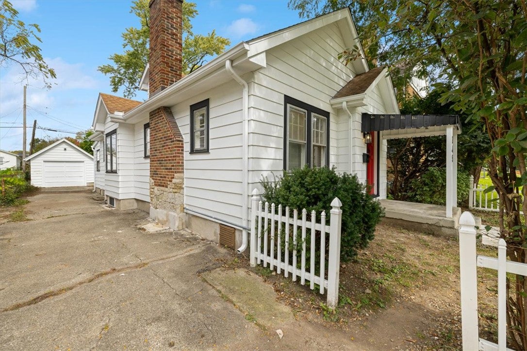 245 Victor Avenue