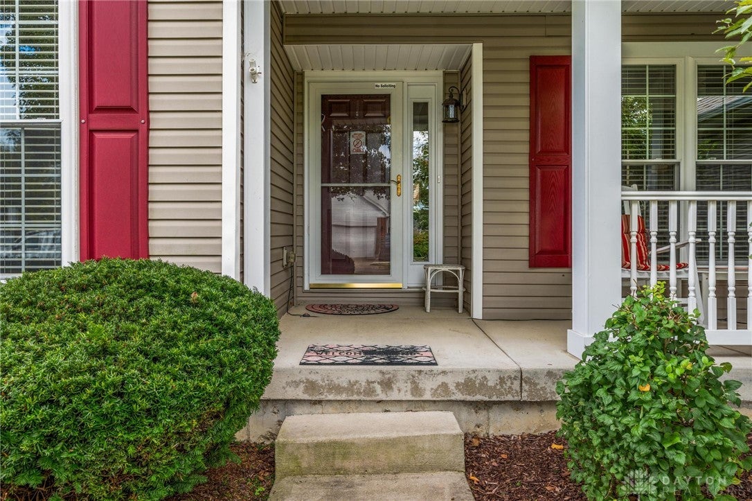 1086 Deercreek Drive