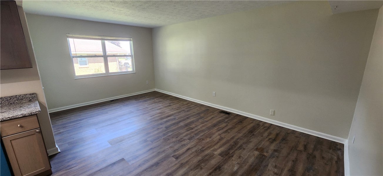 825 Comanche Lane
