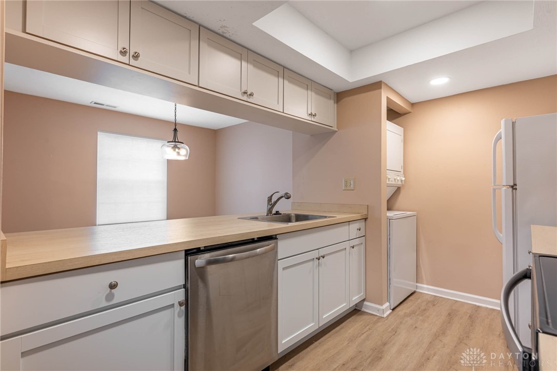 Fairborn, Ohio 45324, United States, 2 Bedrooms Bedrooms, ,2 BathroomsBathrooms,Residential,Active,191075