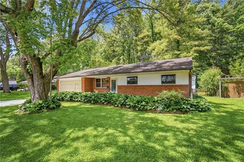 Homes For Sale - 160 Belair Circle<br/> Greene County, Bellbrook, OH 45305